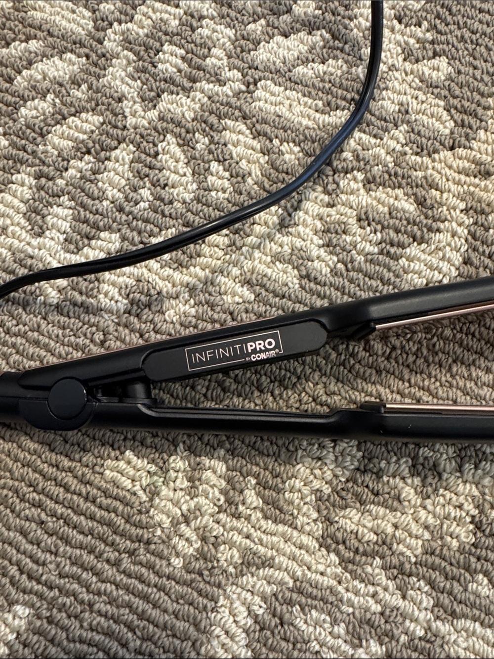 Con air InfinitiPro Hair Straightener